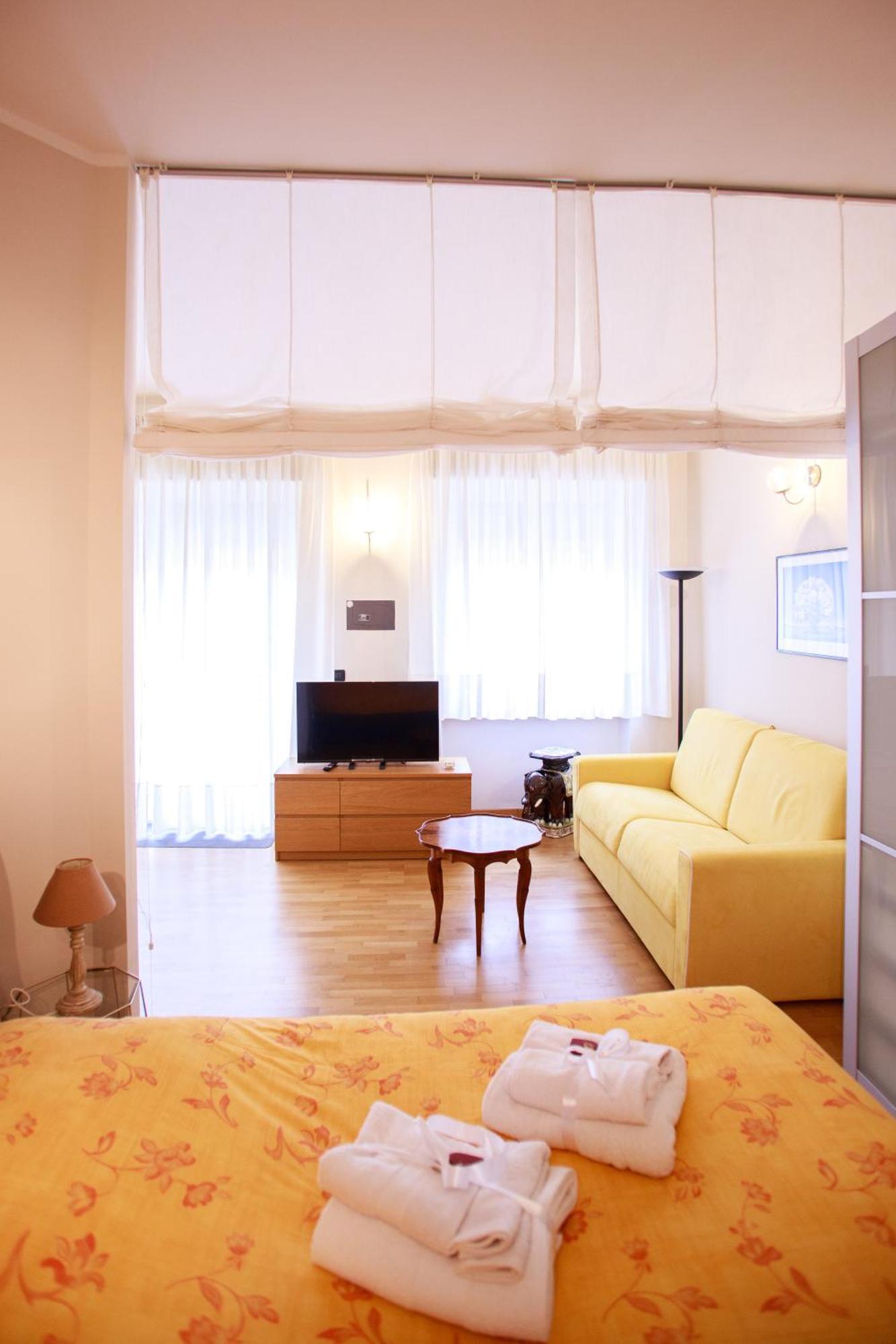 Apartament Sofia House With Private Parking Genua Zewnętrze zdjęcie