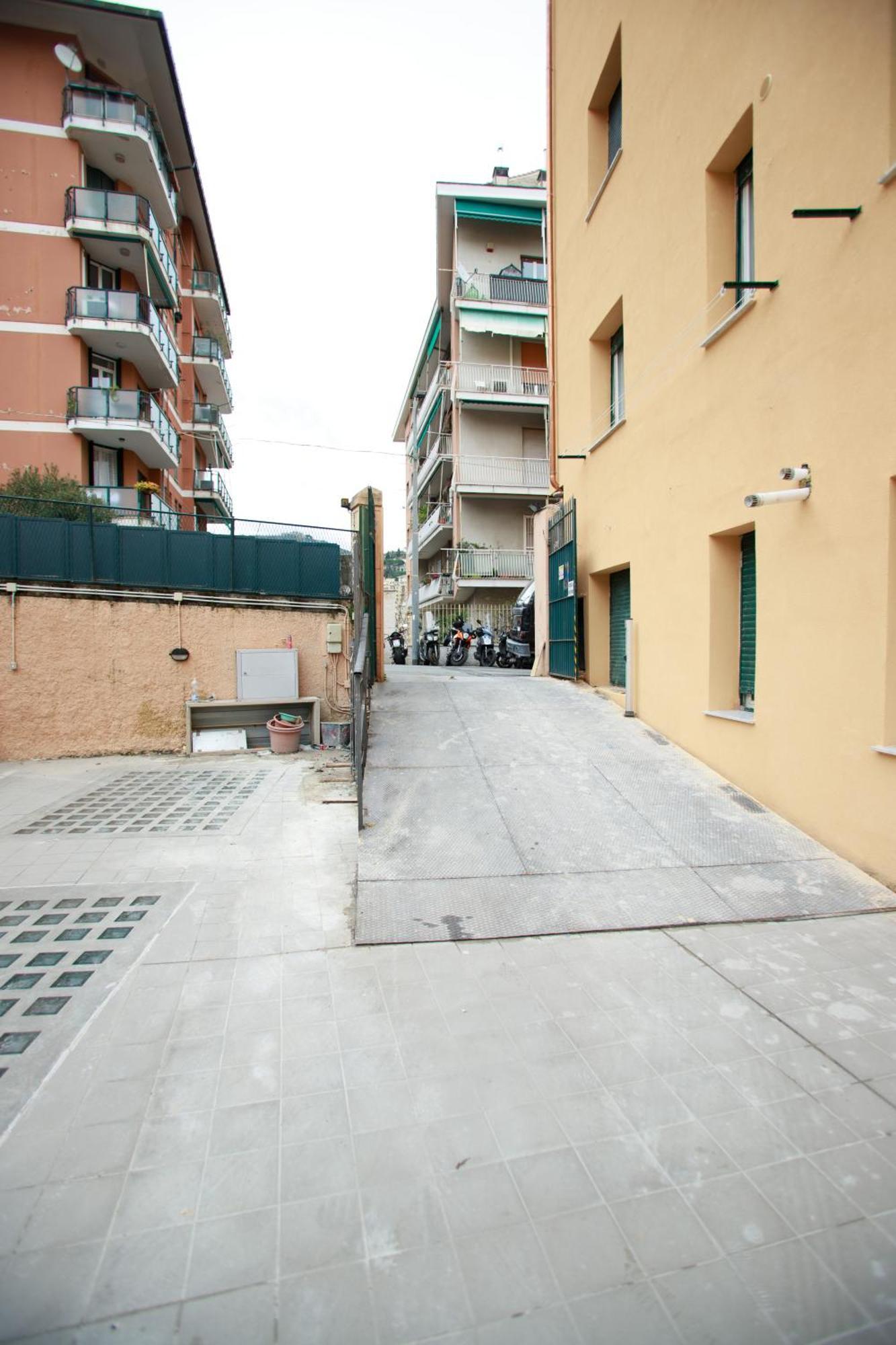 Apartament Sofia House With Private Parking Genua Zewnętrze zdjęcie